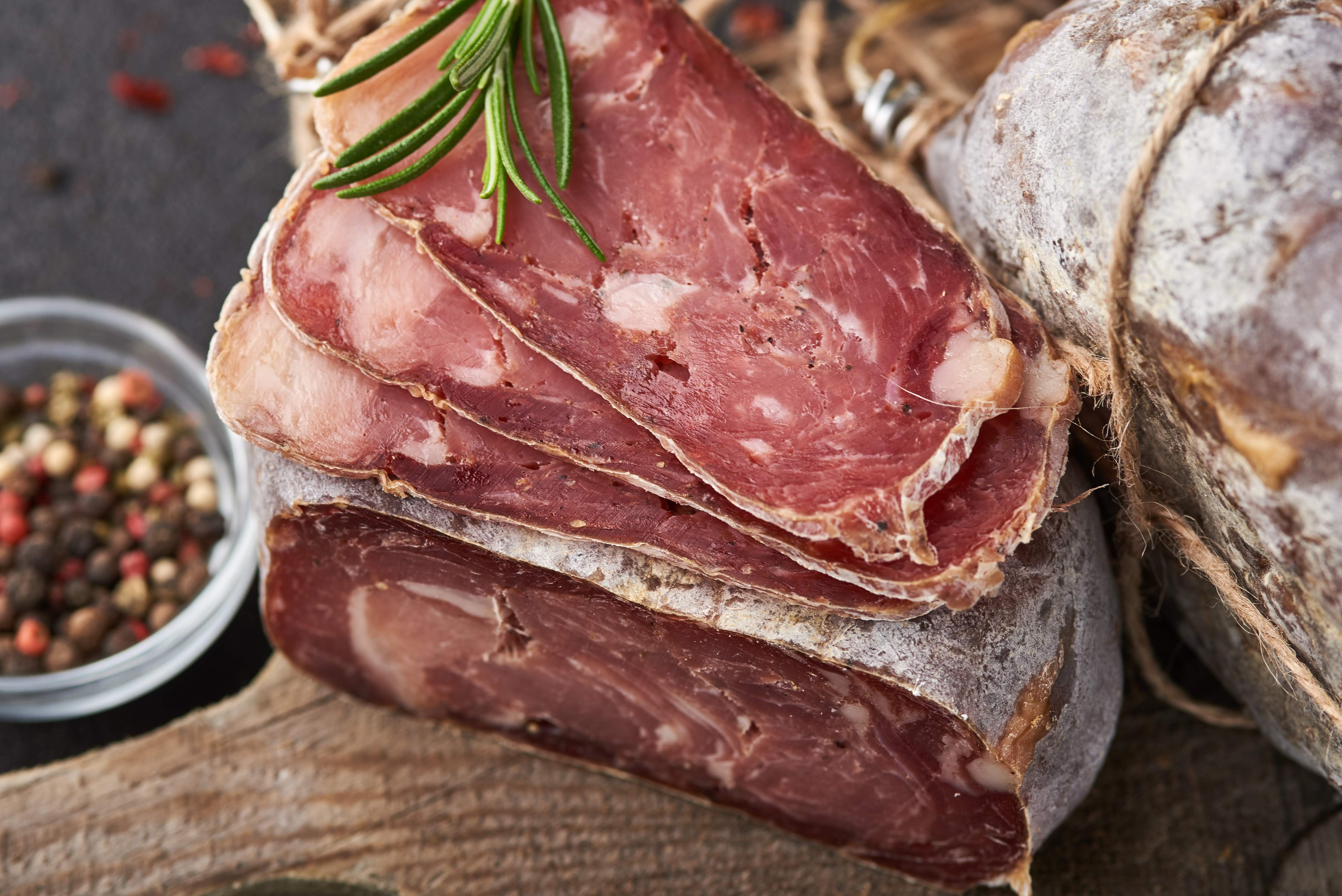 1 Мацик за 65 000 євро, «гінея» та релігія метанолу: чому Рівне — це стан душі, який не зрозуміти чужим