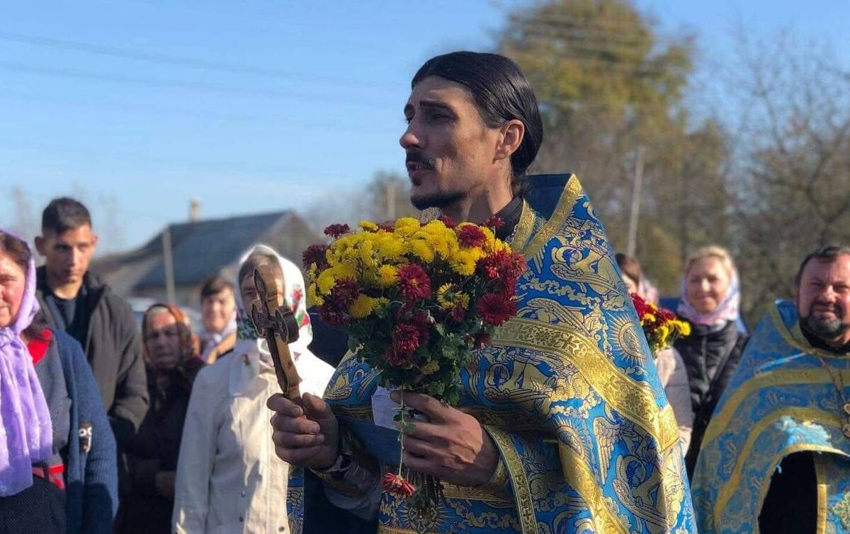 Священник з Рівненщини, брат якого загинув на фронті, втік до росії та підтримує війну