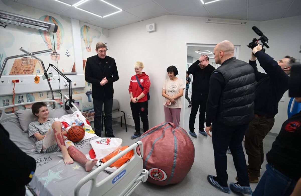 Президент БК «Рівне» підтримав юну баскетболістку після ракетного удару