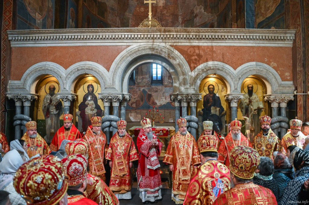 Скандал у ПЦУ на Рівненщині — настоятелю храму заборонили служити