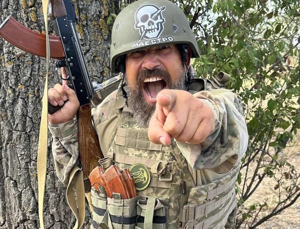 Сам викликав “швидку”: відомого музиканта з Рівного врятували за 40 хвилин