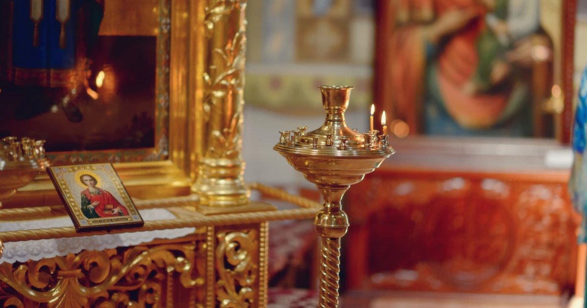 Прощена неділя 2026: як правильно просити вибачення та що не можна робити перед постом 0000