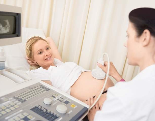 1 У Рівному майбутніх батьків безкоштовно навчатимуть, як підготуватися до пологів і догляду за немовлям