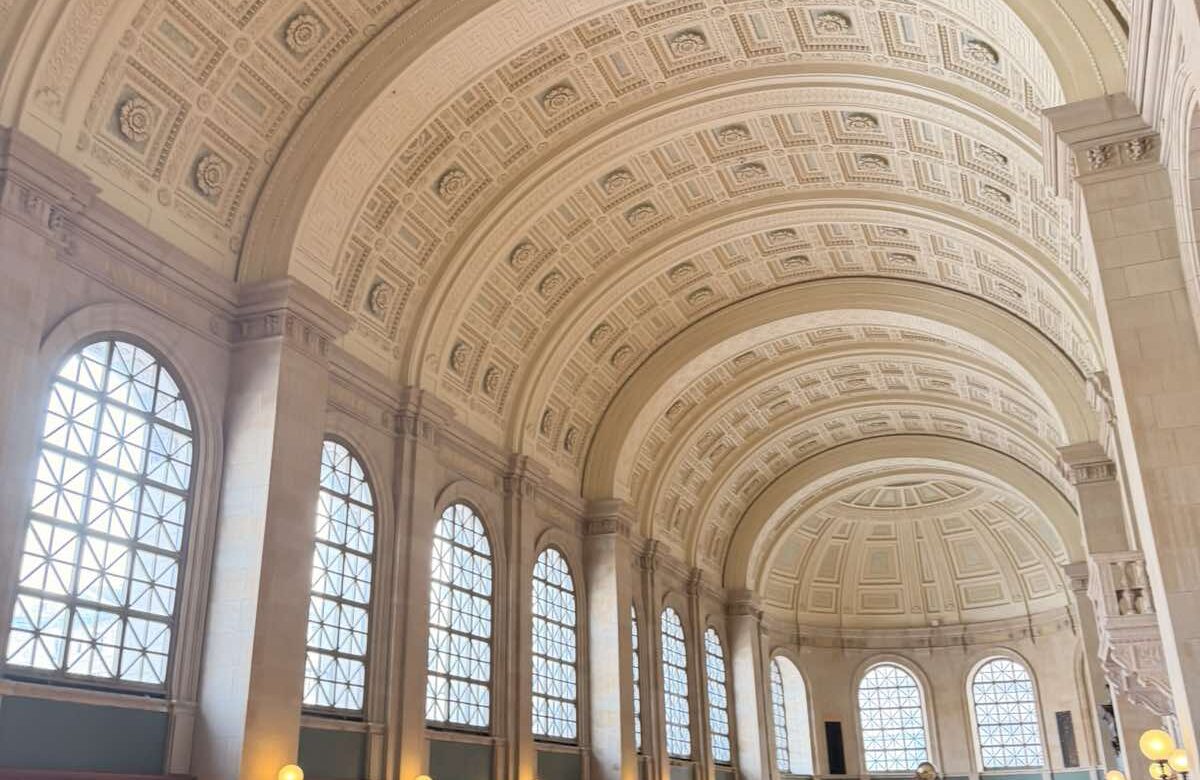 Відома письменниця з Рівного розповіла, що її найбільше вразило у США (ФОТО)