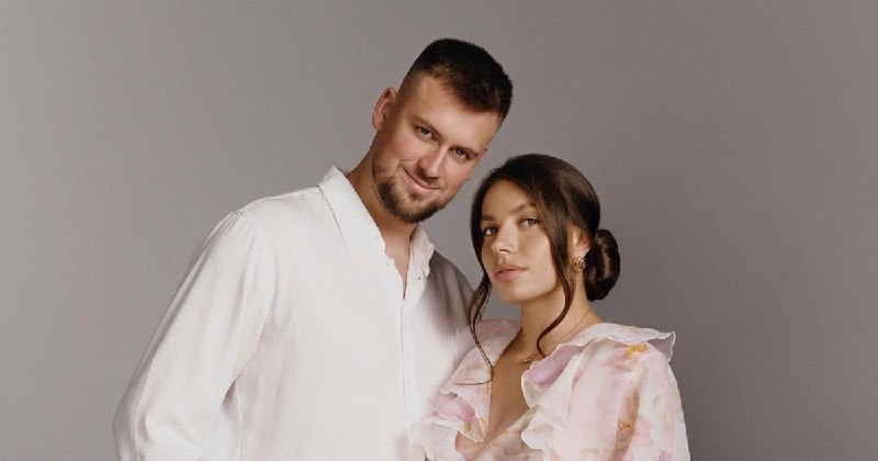 Стало відомо, як назвали доньку найтитулованішого рівненського плавця Михайла Романчука 0000