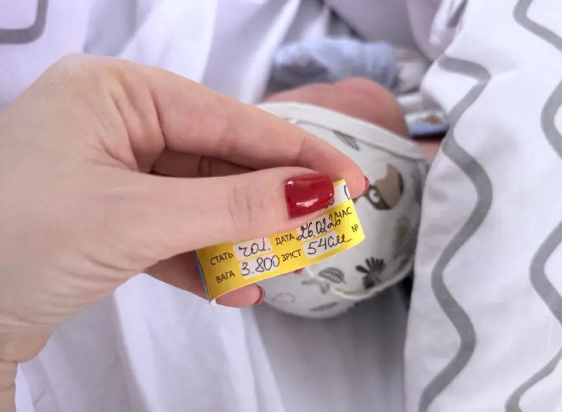 У Рівненському обласному перинатальному центрі народила сина відома журналістка Ольга Ферар