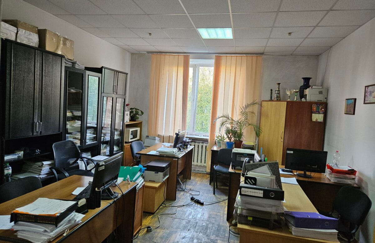 Укрпошта виставила майно на 200 млн грн, але лот у Рівному зняли з торгів