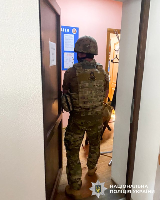 1 Поліція перевіряє підприємства Рівненщини через загрозу замінування