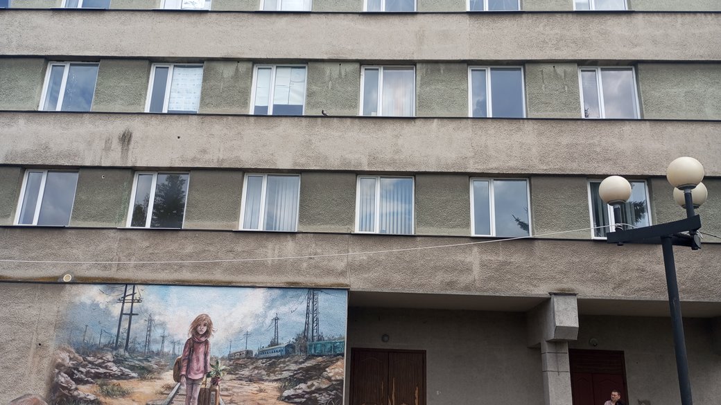 Дві великі будівлі на вокзалі у Рівному знову виставили на продаж