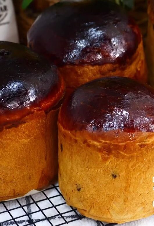 Кулінарна блогерка з Рівного поділилася рецептом найсмачнішої паски (+ВІДЕО)