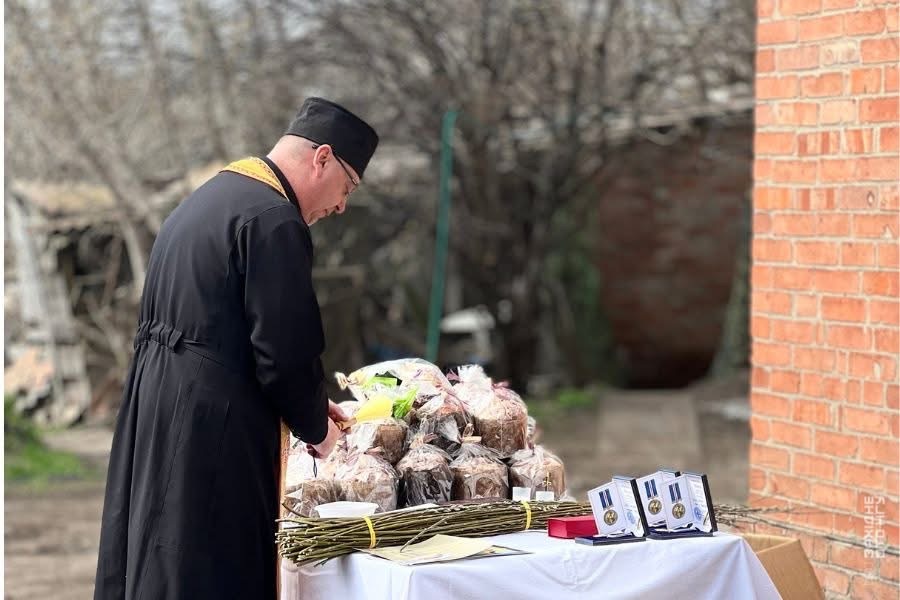 Командир рівненського підрозділу Нацгвардії привітав військових на Донеччині