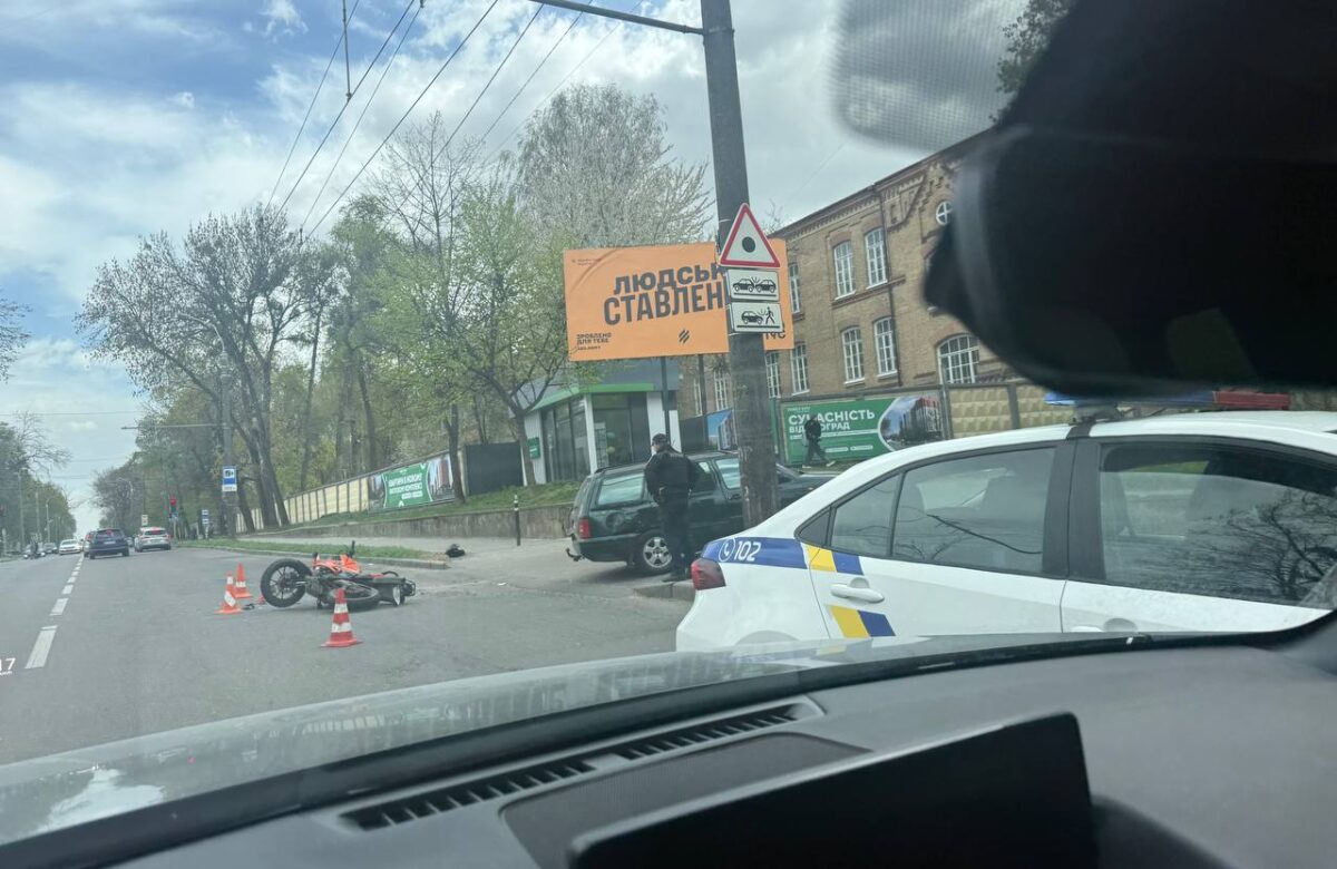 У Рівному на Соборній збили мотоцикліста — що відомо