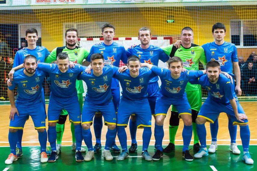 Футболку з Матчу зірок-2019 у Рівному виставили на аукціон для підтримки ЗСУ