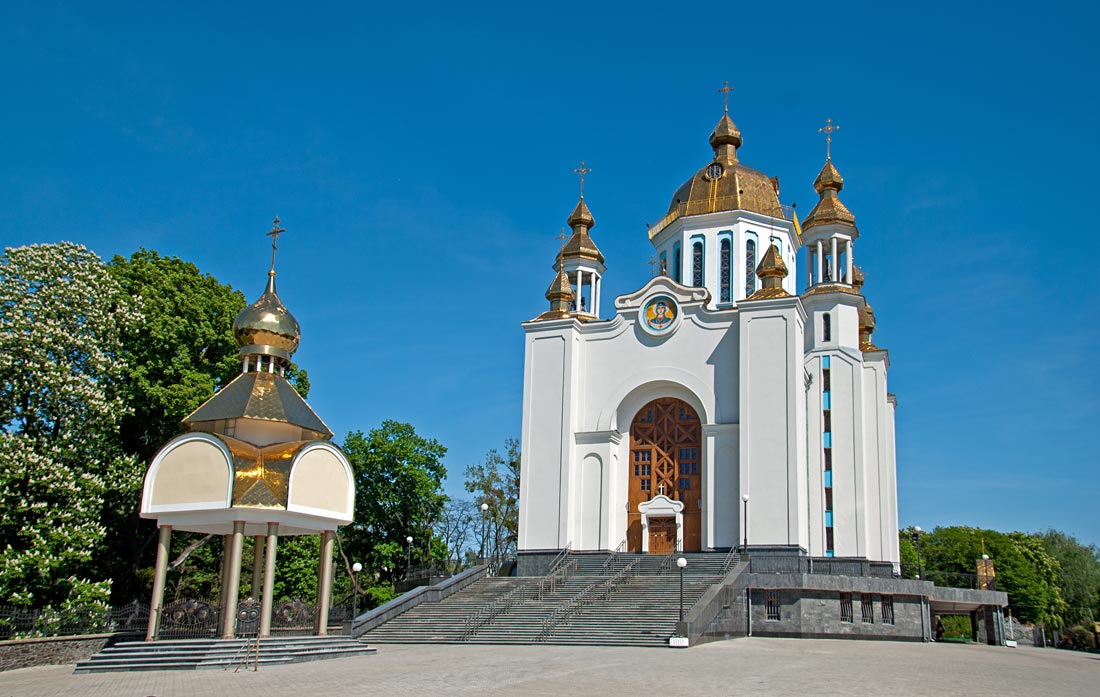 Де та коли у Рівному освятити вербу: розклад богослужінь на вихідні