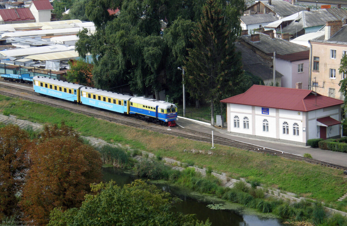 У Рівному готують до відкриття дитячу залізницю: вільних місць на перший рейс уже немає