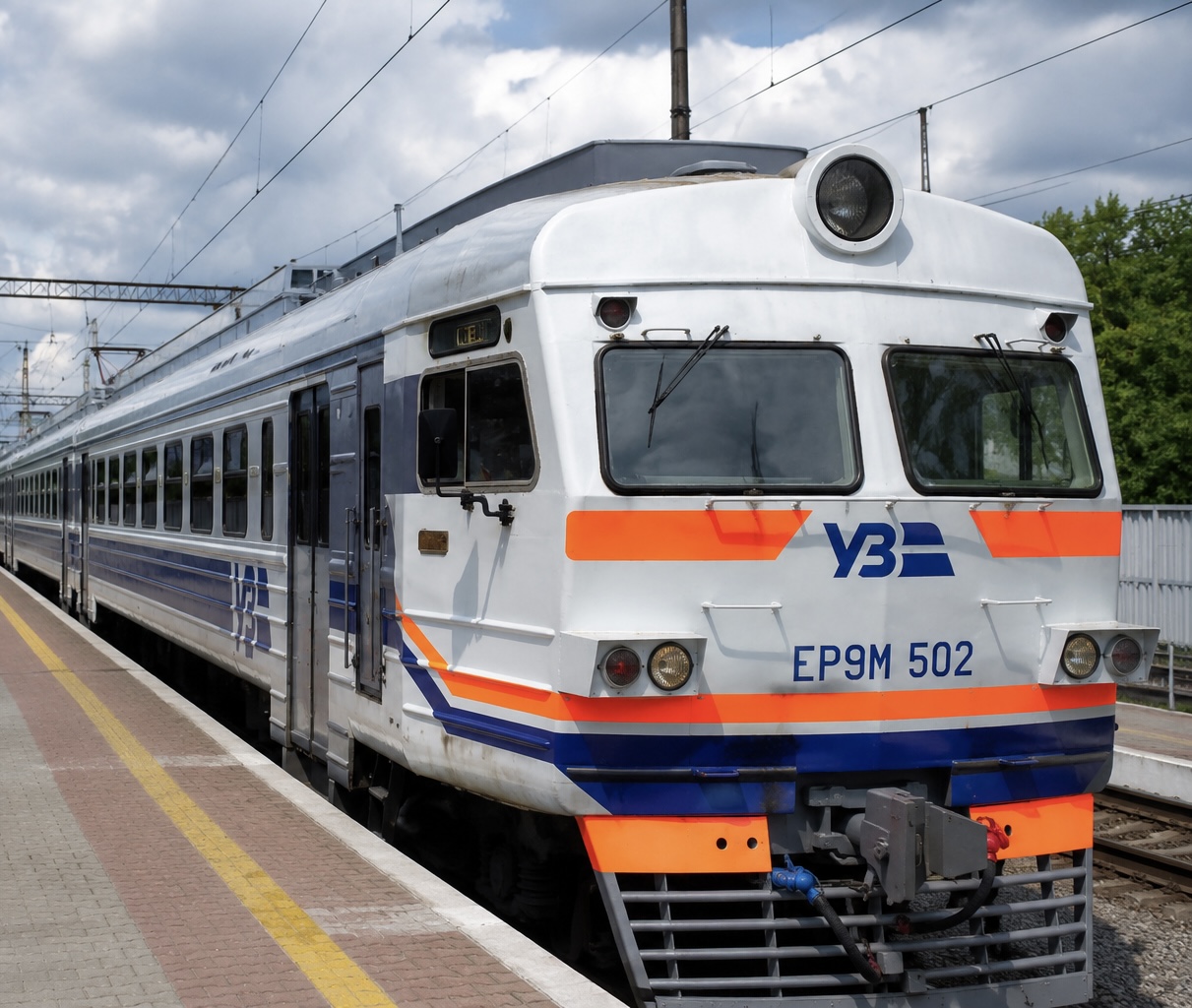 Укрзалізниця встановила кондиціонери в електропоїздах Рівне — Львів 0000