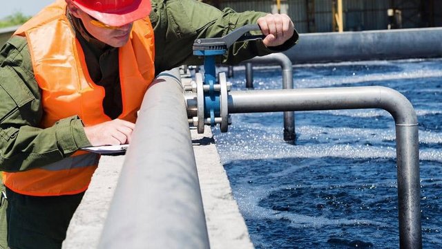 Вода у Рівному може подорожчати більш ніж удвічі: що відомо про нові тарифи