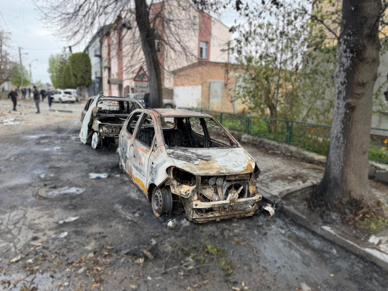 У Дубні на Рівненщині внаслідок атаки пошкоджено багатоповерхівку та є поранені