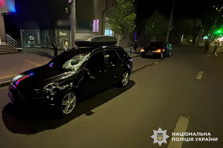 Смертельна ДТП у Рівному — пішохід кинувся перебігати дорогу і не побачив автомобіль