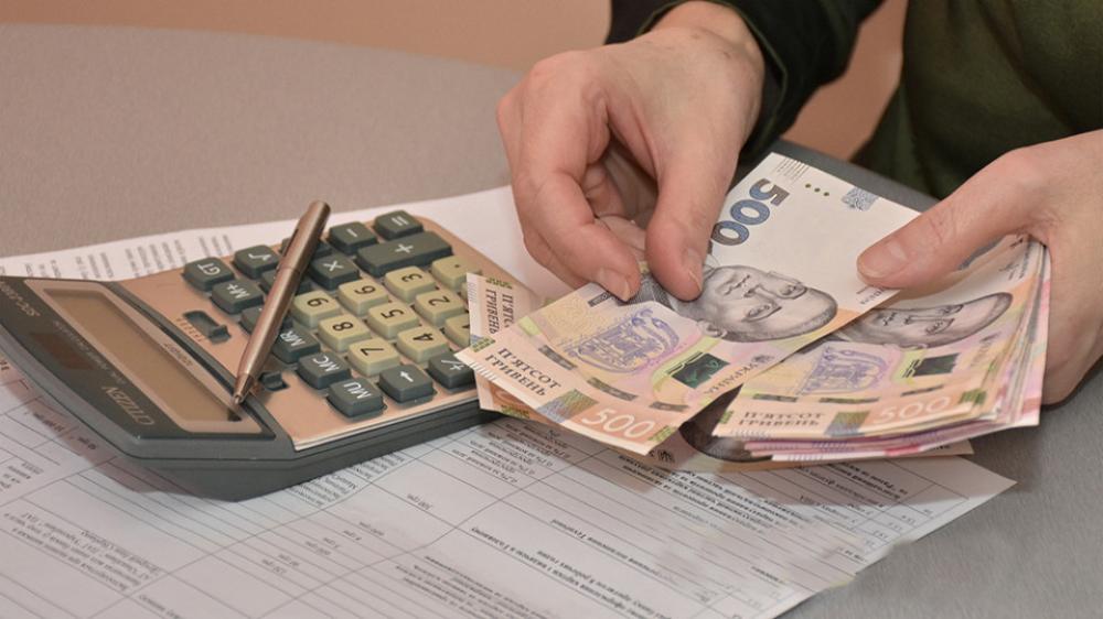 Рахунки «зі стелі»: чому українцям дописують сотні кубів газу і що робити