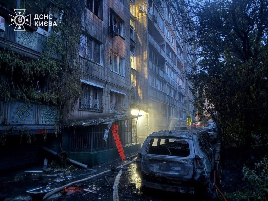1 Росія вночі масовано атакувала Україну: горіла Києво-Печерська лавра