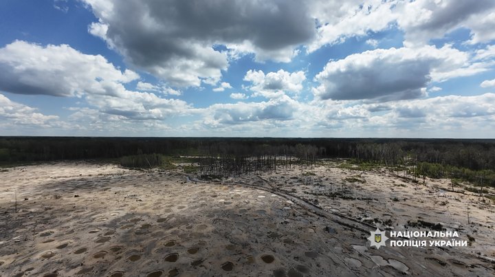 1 На Рівненщині під час 47 обшуків накрили масштабну схему вимивання бурштину під прикриттям офіційних дозволів(ВІДЕО)