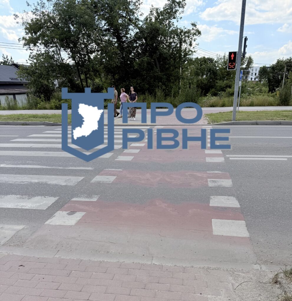 1 У Рівному дорожня розмітка за 8 мільйонів не протрималася і двох місяців