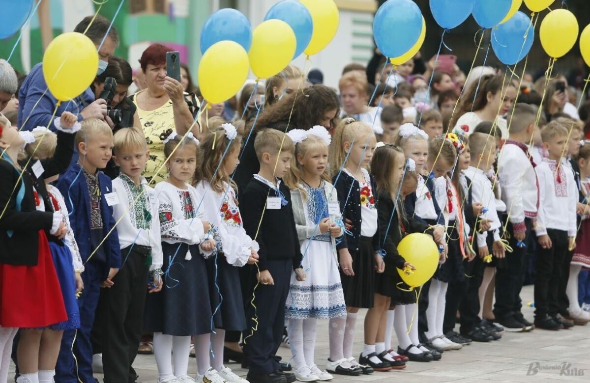 Чому на Рівненщині порожніють перші класи та що буде з сільськими школами