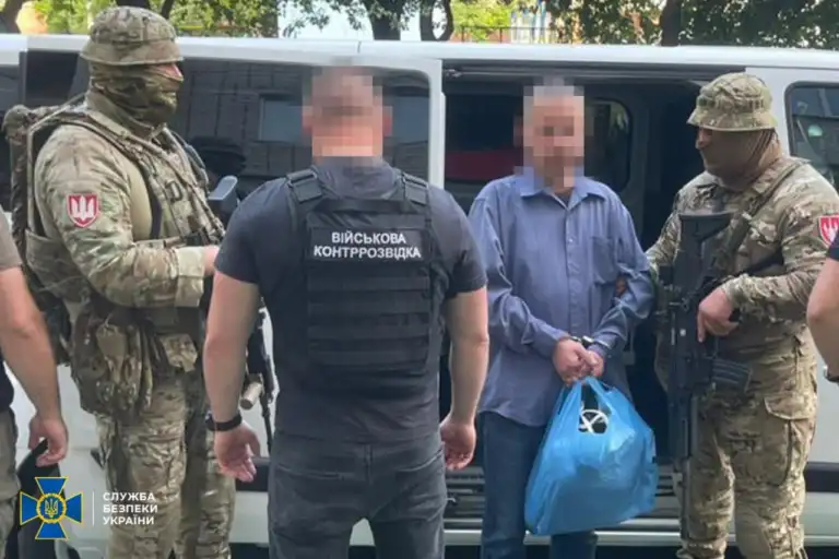 На Рівненщині затримали дезертирів які масово реєстрували термінали Starlink для російських окупантів