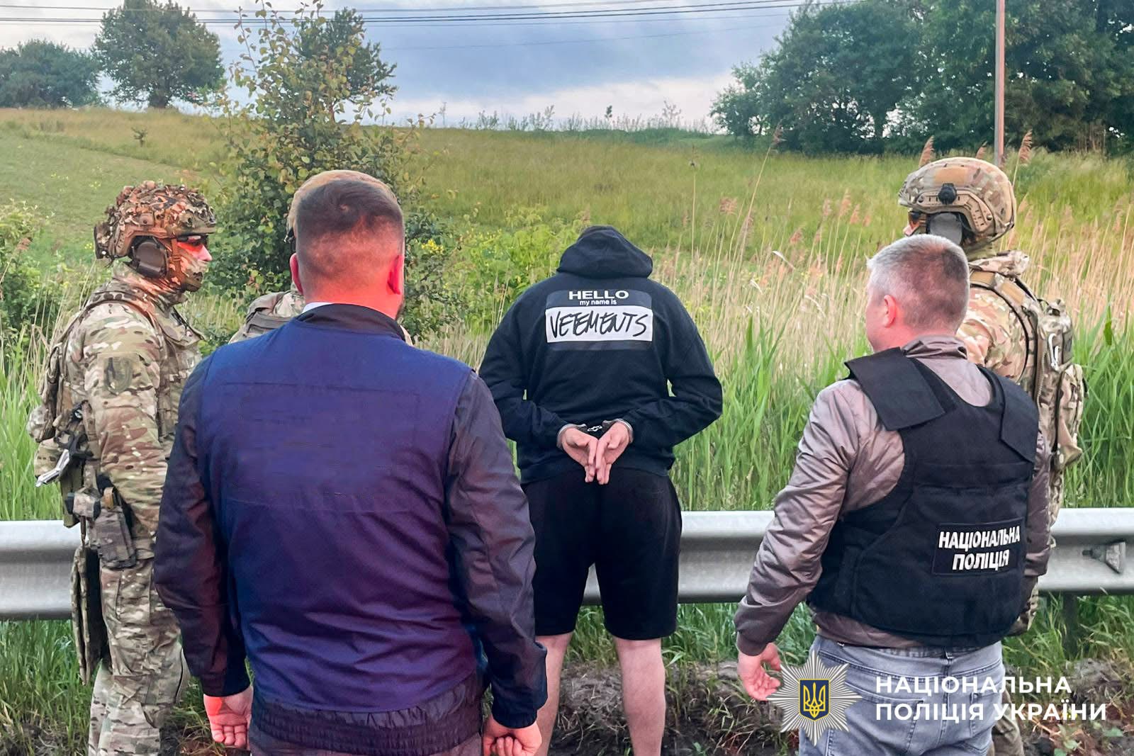 На Рівненщині молода пара організувала мережу інтимних послуг: брали 25 тисяч гривень за годину (ВІДЕО) 0000