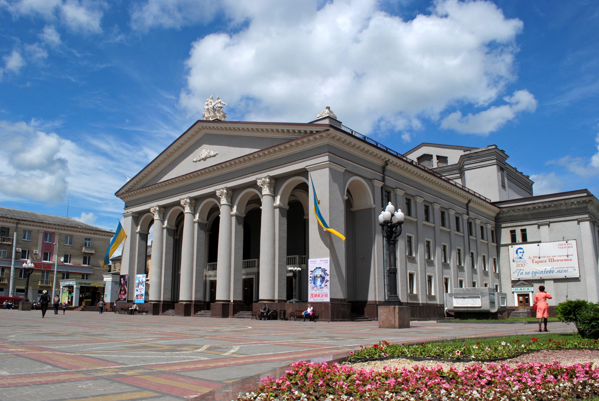 У Рівному на Театральній площі збиратимуть кров для пацієнтів лікарень 0000