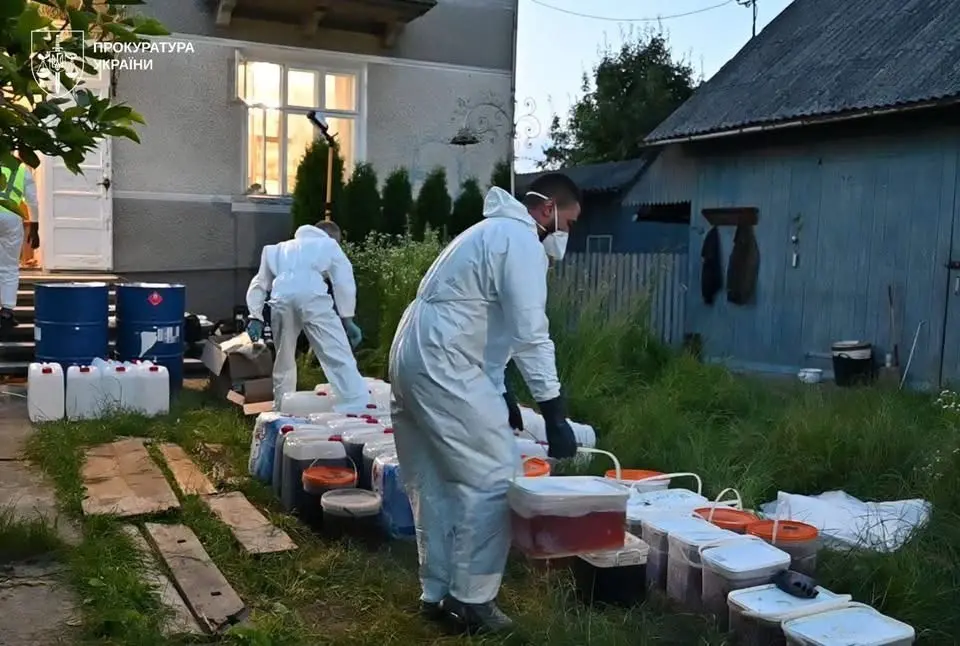 Масштабна ліквідація наркобізнесу в Україні – на Рівненщині проводили слідчі дії 0000