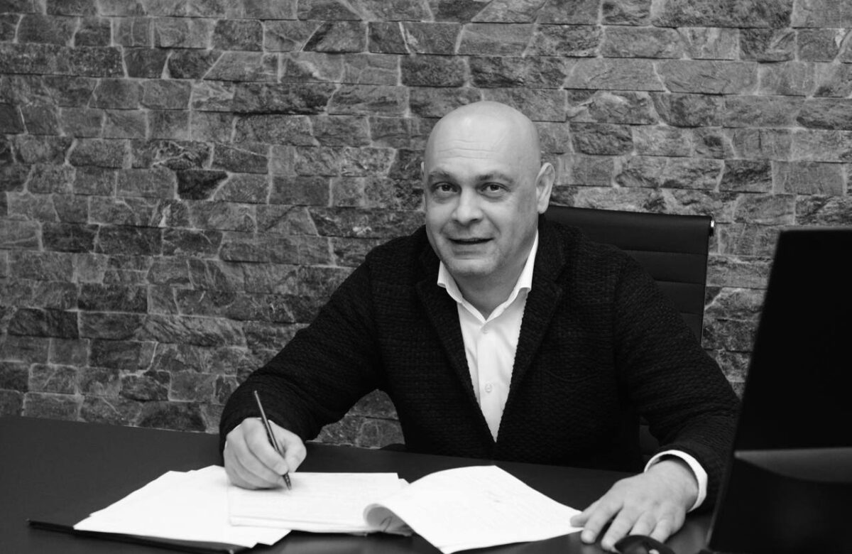 Завтра у Рівному попрощаються з Миколою Дядюсем