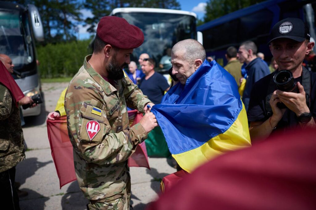 1 Україна повернула з російського полону ще 160 захисників