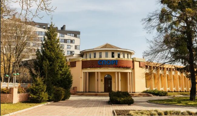 У Рівному на місці ресторану «Спорт» хочуть збудувати 16-поверховий житловий будинок