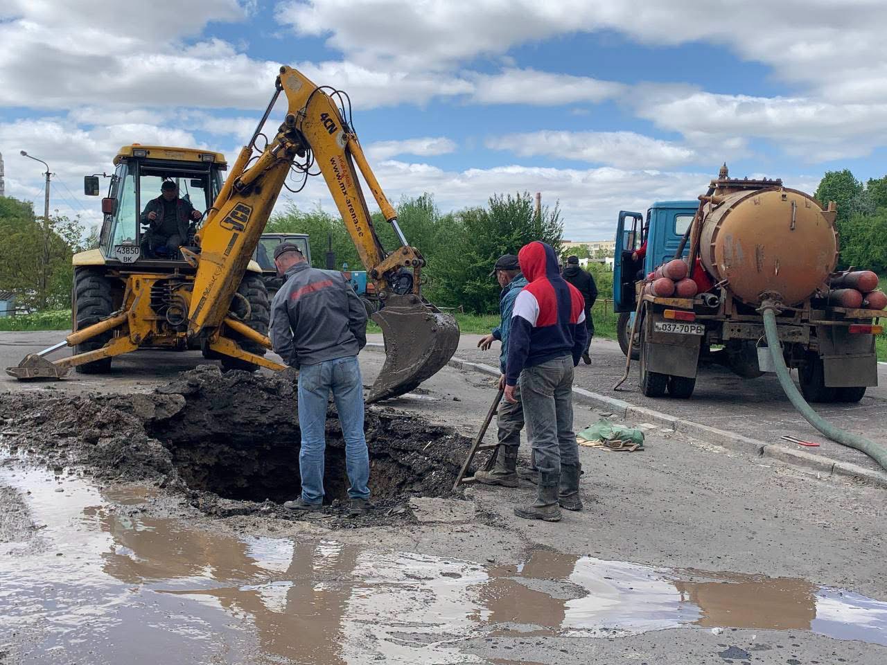 У Рівному на п’яти вулицях можливе зниження тиску та відсутність води: перелік адрес 0000