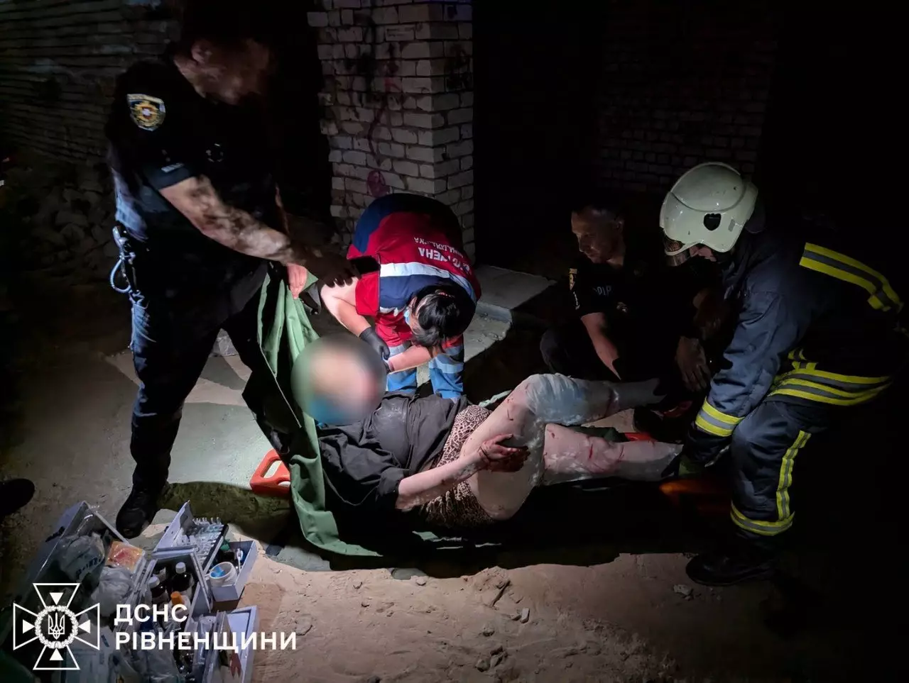 У Вараші жінка впала у ліфтову шахту недобудови 0000