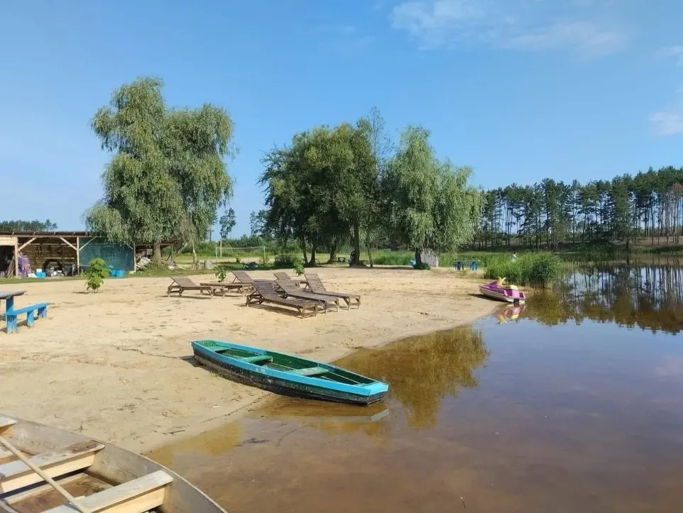 10 місць біля Рівного, де можна відпочити біля води цього літа (ОПИС, ЦІНИ)