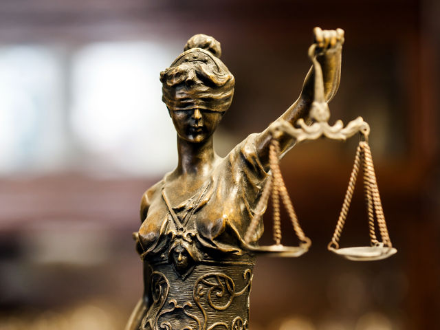 Головна бухгалтерка гімназії на Дубенщині привласнила понад 640 тисяч гривень бюджетних коштів, нараховуючи собі зарплату