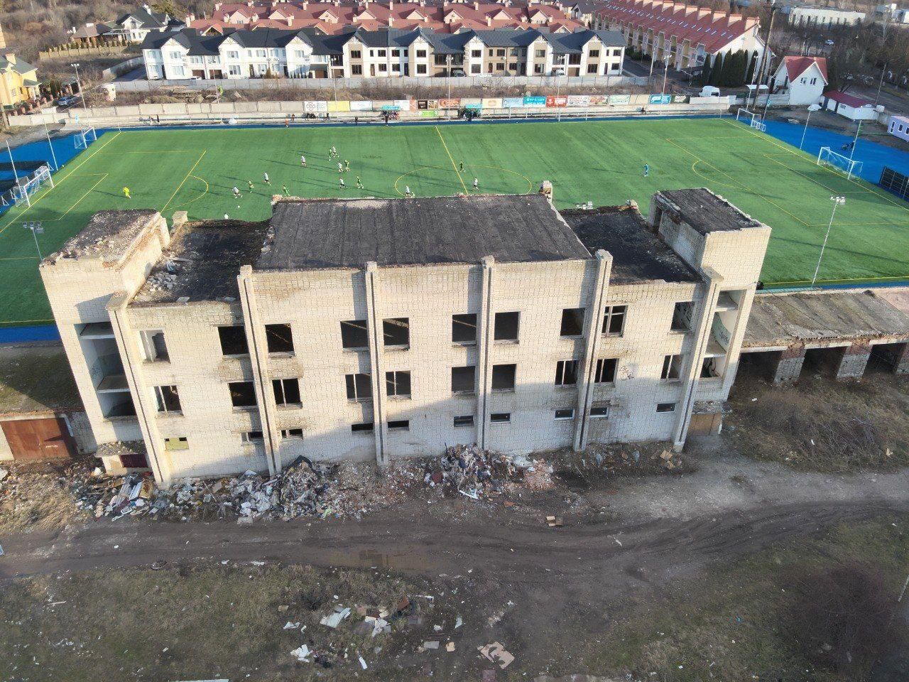 Після невдалого аукціону спортивний недобуд поліції у Рівному знайшов покупця 0000