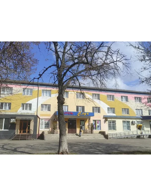 На Рівненщині за 18 мільйонів гривень продають готель з дозволом на надбудову двох поверхів