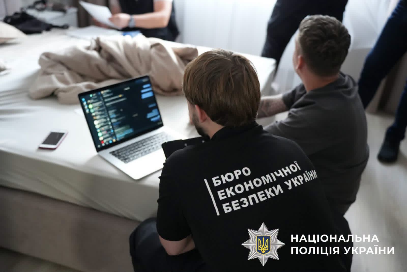 Автівки для ЗСУ опинялися на сайтах продажу: на Рівненщині викрили ділків на гуманітарці 0000