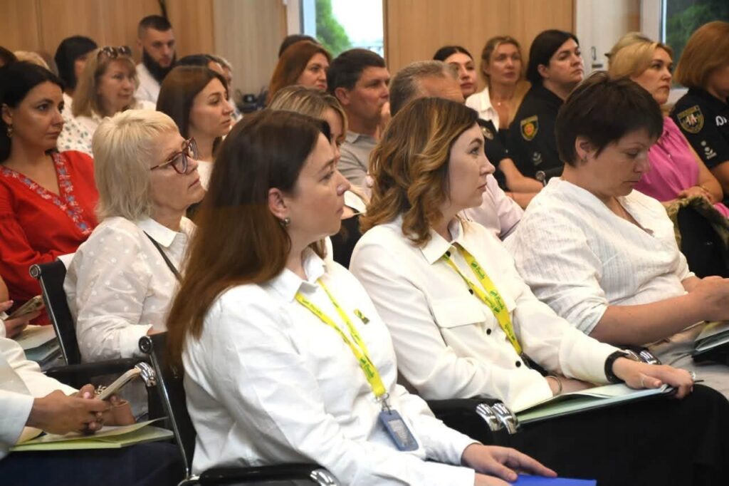 1 У Рівному вже працюють 10 патронатних сімей: вони тимчасово прихистили десятки дітей