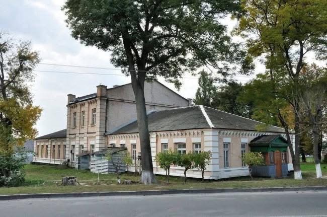 У Дубні міський голова пропонує продати історичну спадщину, щоб наповнити бюджет