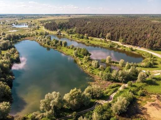 На Рівненщині міліють водойми: підприємствам обмежили забір води