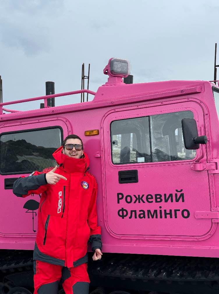 1 Біолог із Вараша працює в Антарктиці: Олег Горяінов став наймолодшим учасником української експедиції