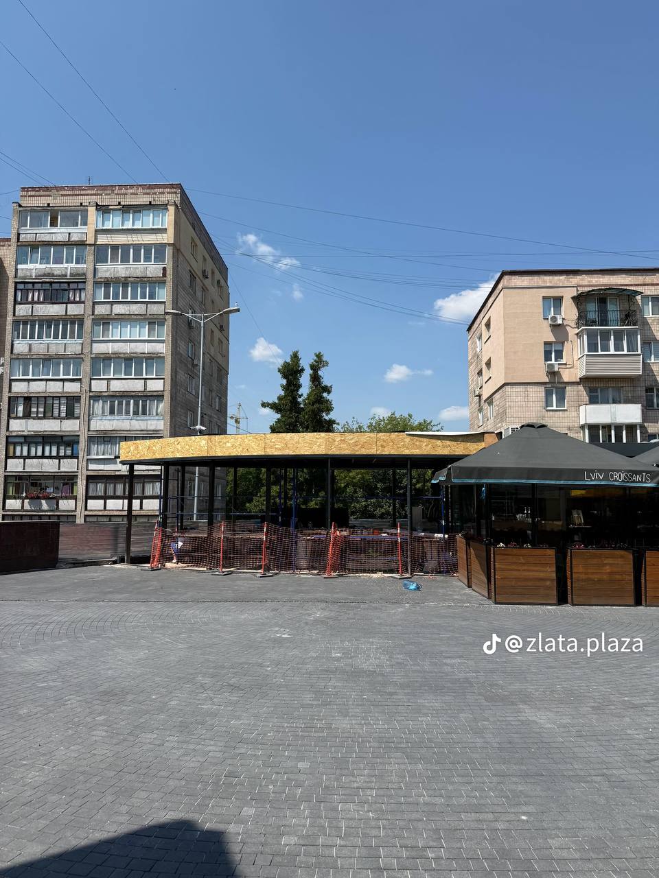 1 У ТРЦ «Злата Плаза» в серпні з'явиться перша у Рівному «П'яна Вишня»
