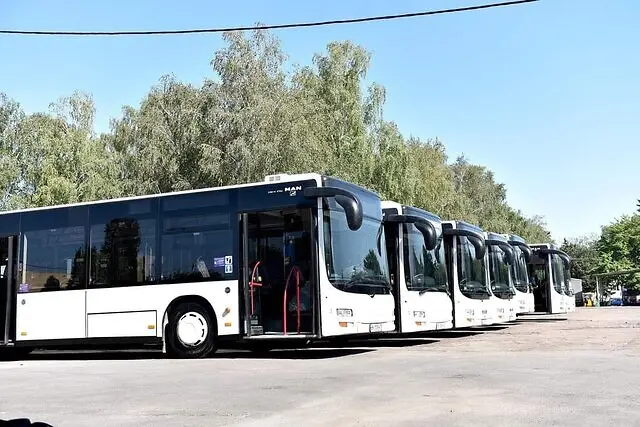 У Рівному пропонують запустити новий автобусний маршрут до популярних торгових центрів