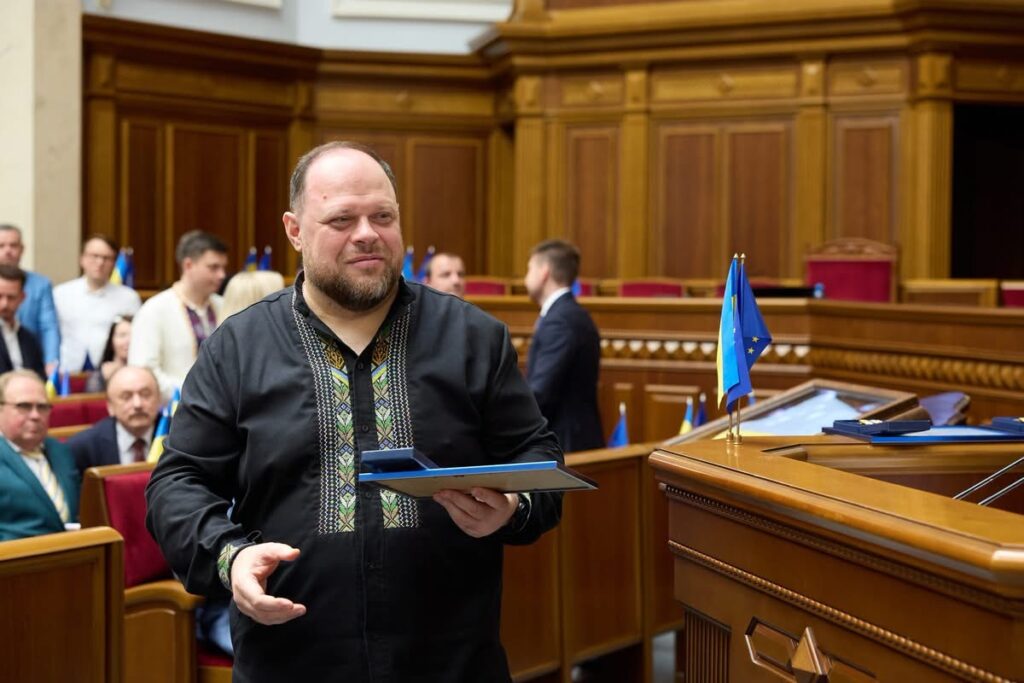 1 Народному депутату від Рівненщини присвоїли статус засновника сучасної держави Україна