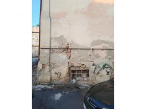 1 У Рівному виставили на приватний аукціон понад 200 квадратів комунальної нерухомості на вулиці Шкільній